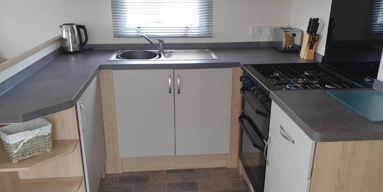 Ksr Hot Tub Holiday Home At Tattershall Lakes エクステリア 写真