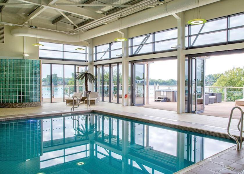 Ksr Hot Tub Holiday Home At Tattershall Lakes エクステリア 写真
